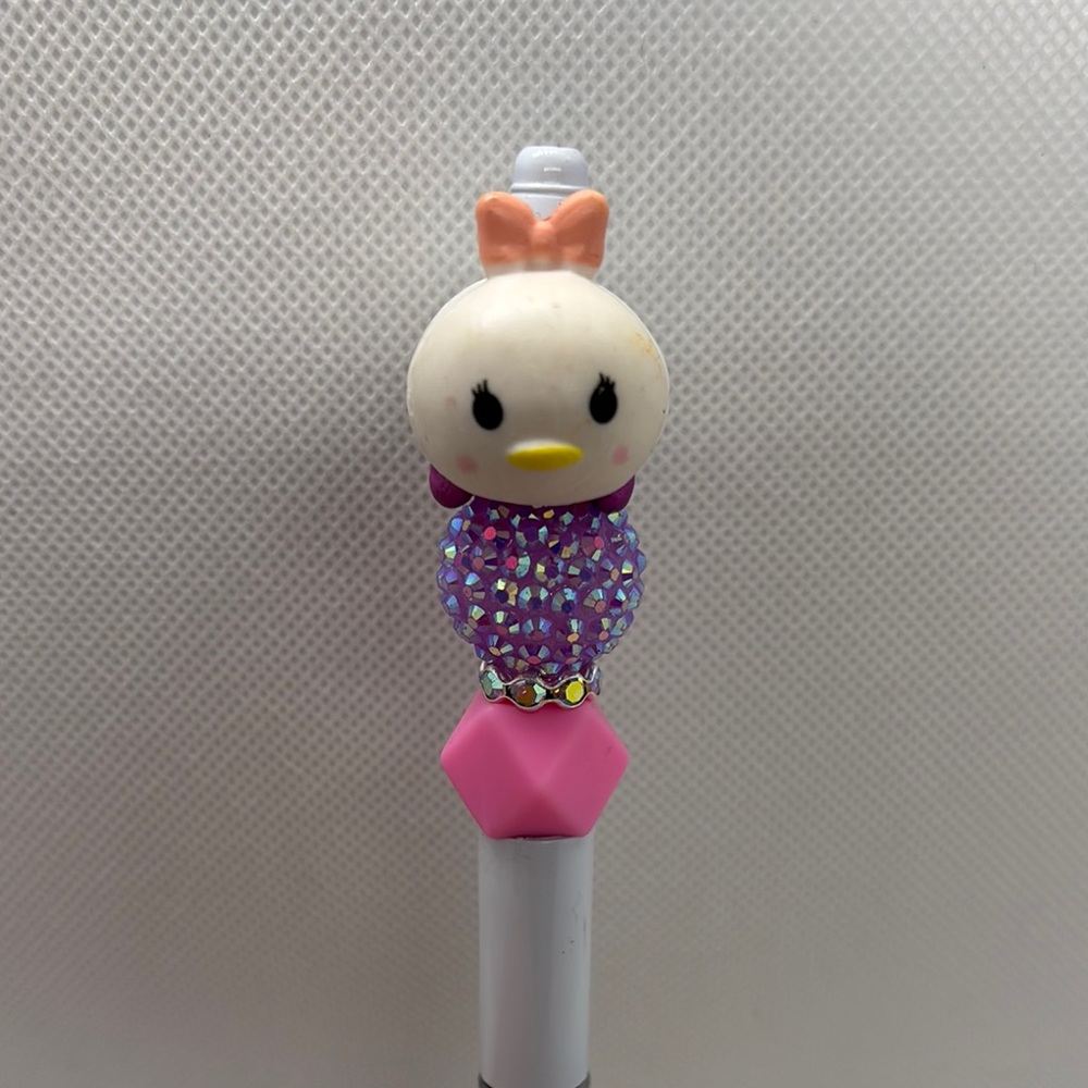 Handmade Disney Tsum Tsum Daisy Character Pen